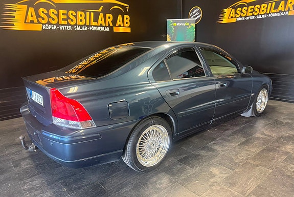 Volvo S60 11 of 22
