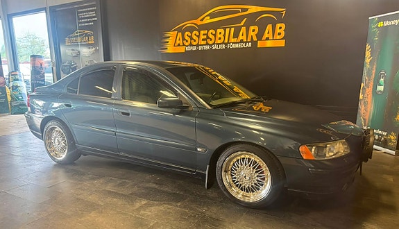Volvo S60 13 of 22