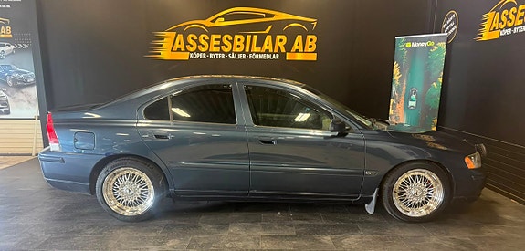 Volvo S60 12 of 22
