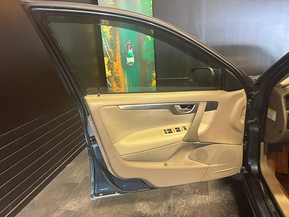 Volvo S60 14 of 22