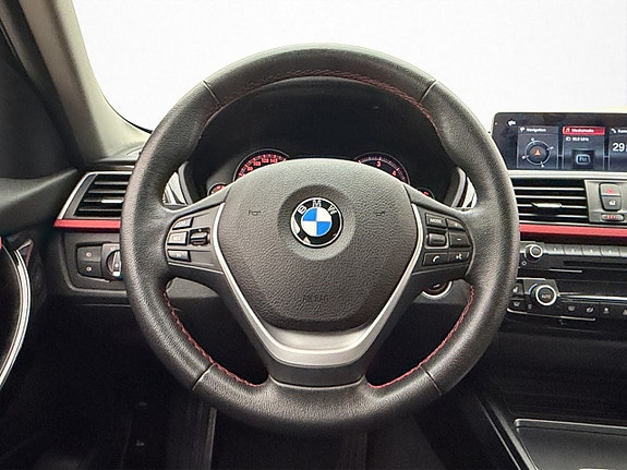 BMW 320 14 of 30