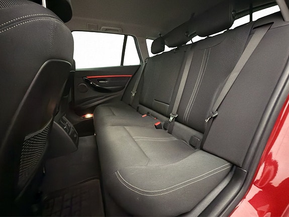 BMW 320 12 of 30