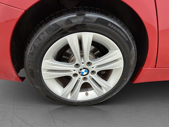 BMW 320 30 of 30