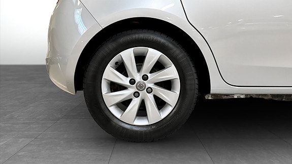 Opel Corsa 9 of 17
