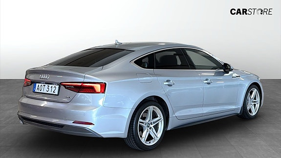 Audi A5 2 of 21