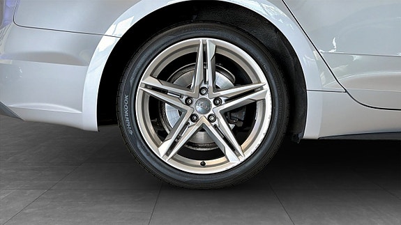 Audi A5 9 of 21