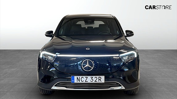 Mercedes-Benz EQB250+ 8 of 23