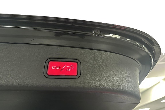 Mercedes-Benz GLC300 de 15 of 23