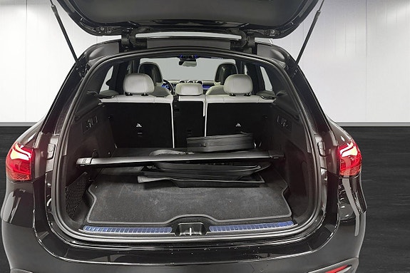 Mercedes-Benz GLC300 de 13 of 23