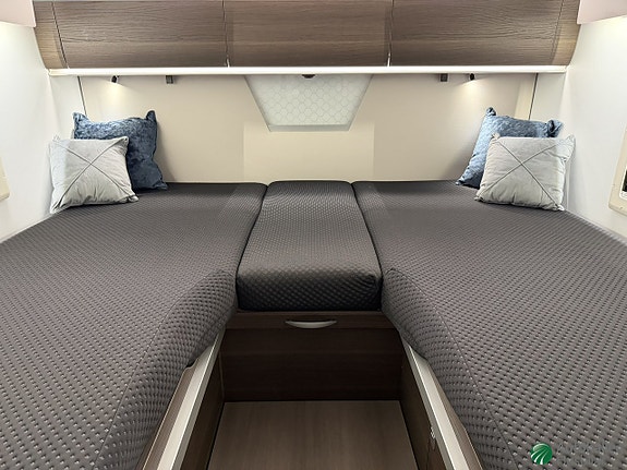 Adria Coral 670SL 14 of 14