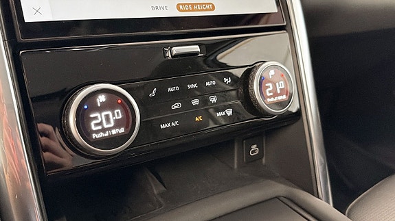 Land Rover Discovery 19 of 25