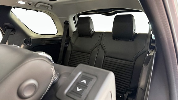 Land Rover Discovery 24 of 25