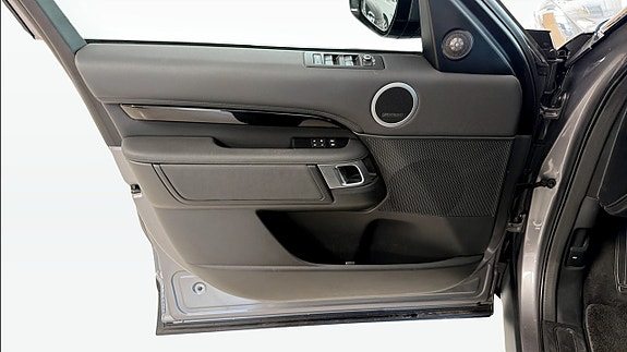 Land Rover Discovery 11 of 25