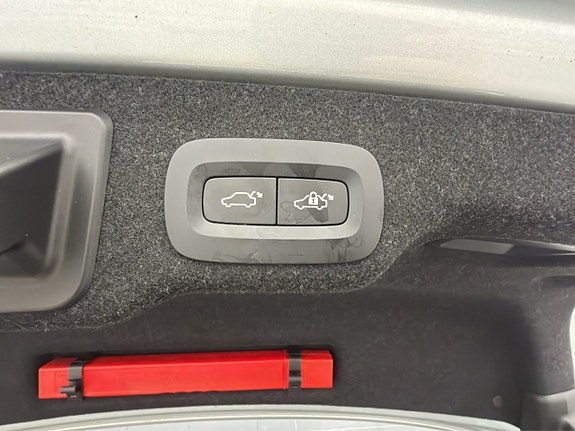 Volvo S90 21 of 30