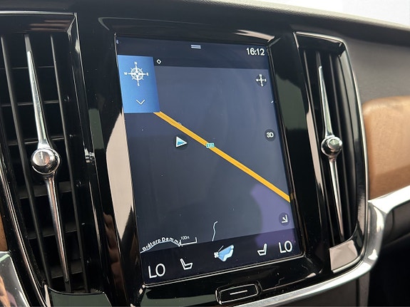 Volvo S90 27 of 30