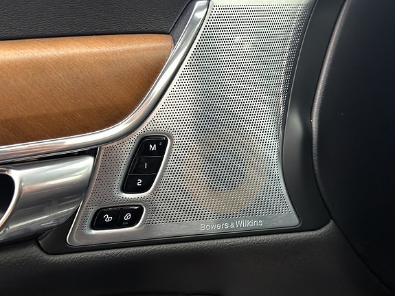Volvo S90 13 of 30