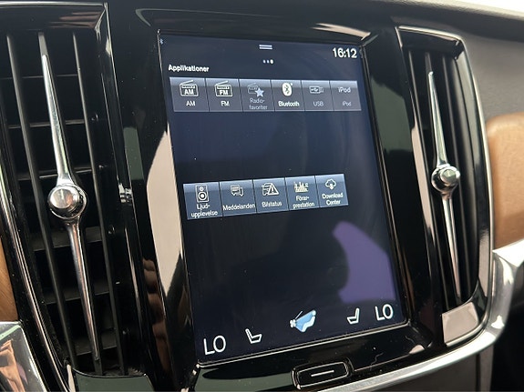 Volvo S90 28 of 30