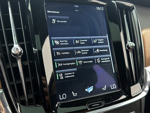 Volvo S90 30 of 30