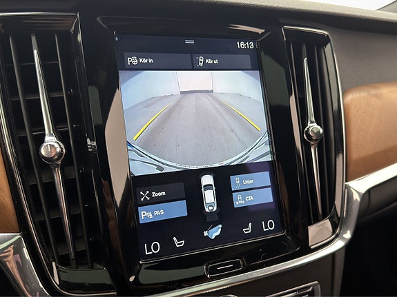 Volvo S90 24 of 30