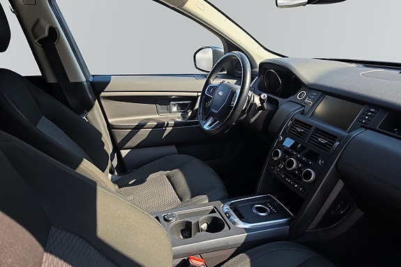 Land Rover Discovery Sport 7 of 9
