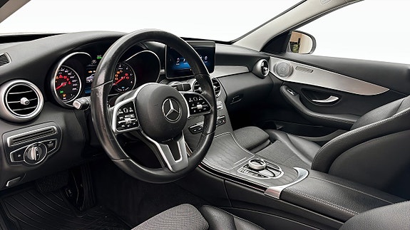 Mercedes-Benz 300 CD 8 of 14