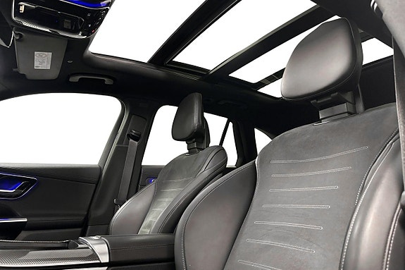 Mercedes-Benz GLC300 e 16 of 20
