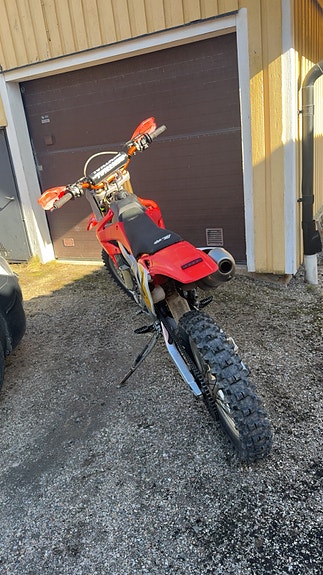 Honda CRF 250X 2 of 4
