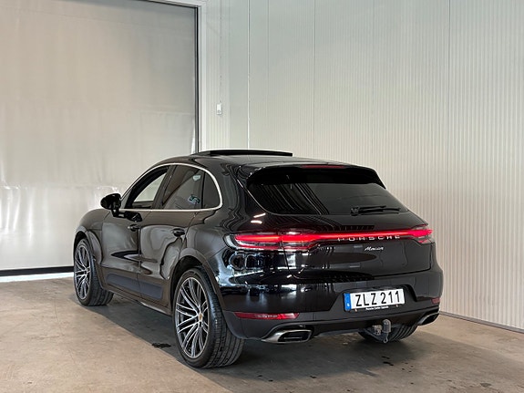 Porsche Macan 6 of 27