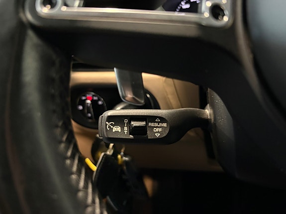 Porsche Macan 18 of 27