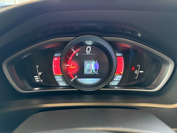 Volvo V40 23 of 30