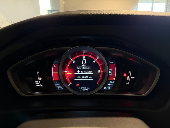 Volvo V40 21 of 30