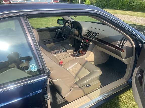 Mercedes-Benz S420 8 of 9
