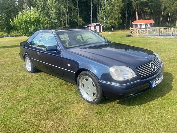 Mercedes-Benz S420 2 of 9