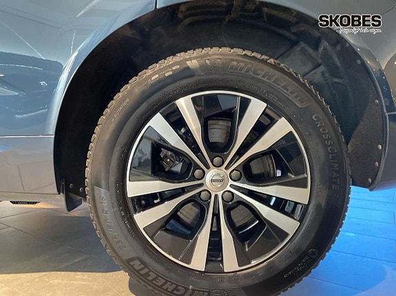 Volvo XC60 18 of 25
