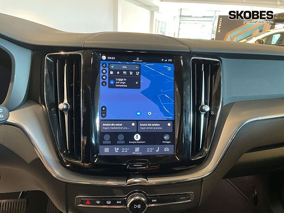 Volvo XC60 15 of 25