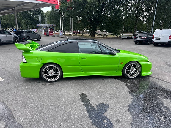 Opel Calibra 14 of 25