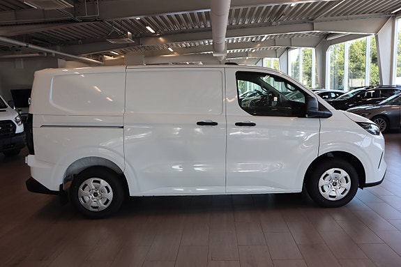 Ford Transit Custom 5 of 13
