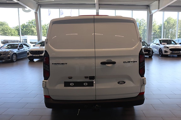 Ford Transit Custom 4 of 13