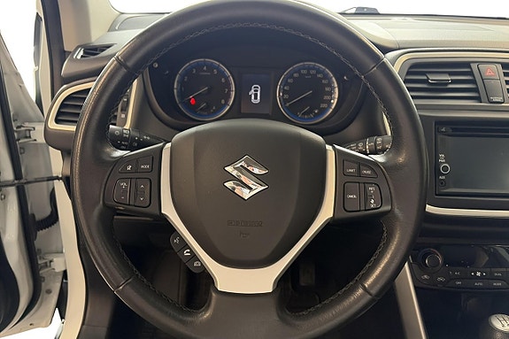 Suzuki S-Cross 15 of 19