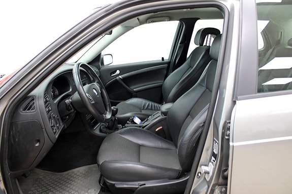 Saab 9-5 14 of 23