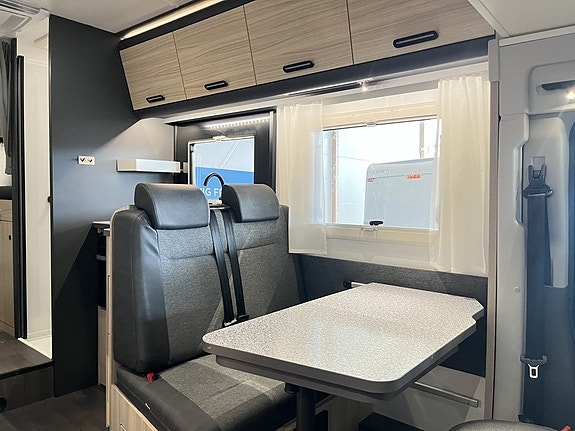 Sun Living A 75 SL (AC+Litium+Solcellx2+Ugn+3 500kg) 11 of 27