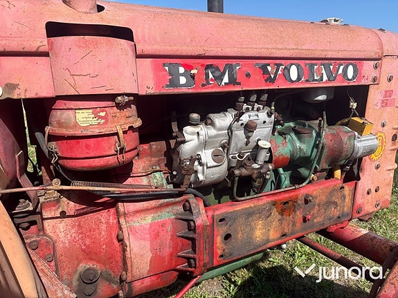 Traktor - BM Volvo, 350 Boxer 17 of 30