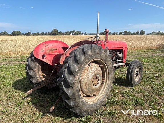 Traktor - Massey Ferguson, 35 5 of 30