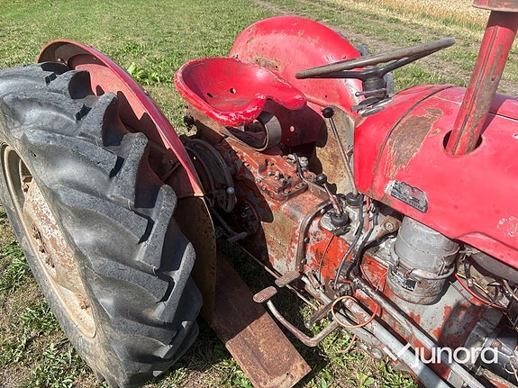 Traktor - Massey Ferguson, 35 22 of 30