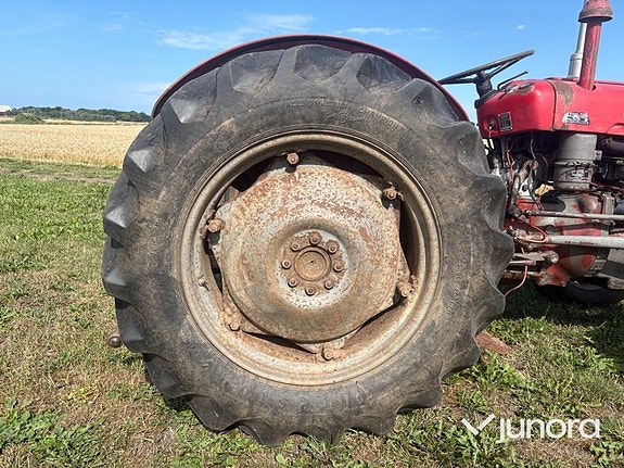 Traktor - Massey Ferguson, 35 11 of 30