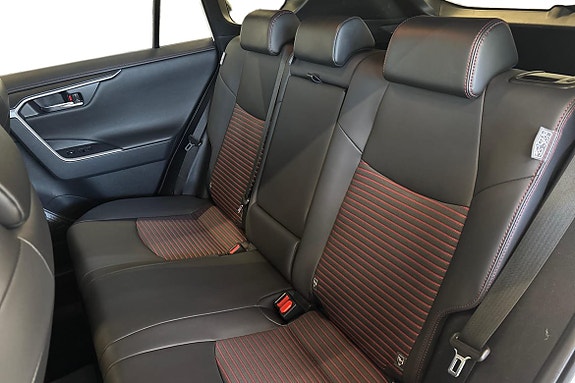 Toyota RAV4 20 of 21