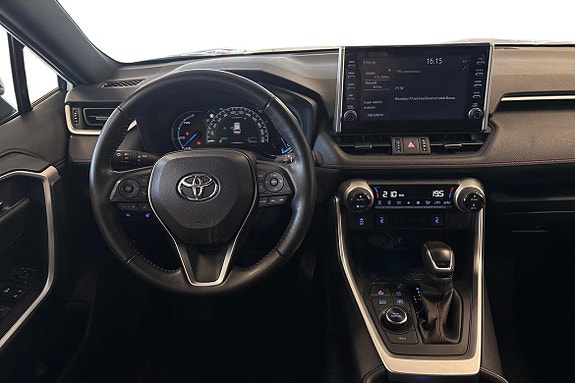 Toyota RAV4 9 of 21