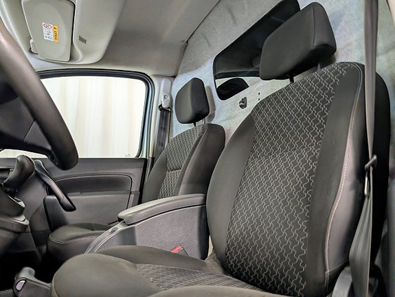 Renault Kangoo Express 8 of 11