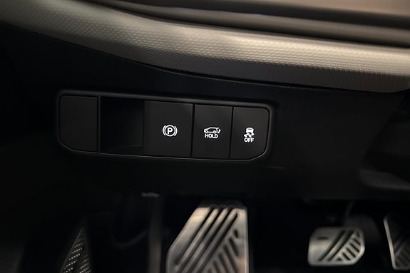Kia EV4 12 of 24
