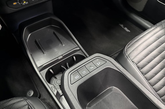 Kia EV4 17 of 24